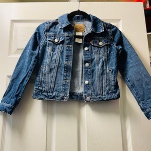 LEVI’s Girls Jean jacket EUC navy color size M 10 to 12